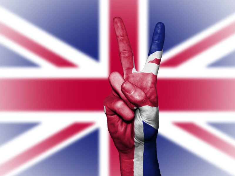 WE'RE BACKING BRITAIN